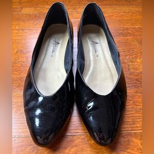 Annie Black Patent Leather Wedge Dress Shoes 8.5